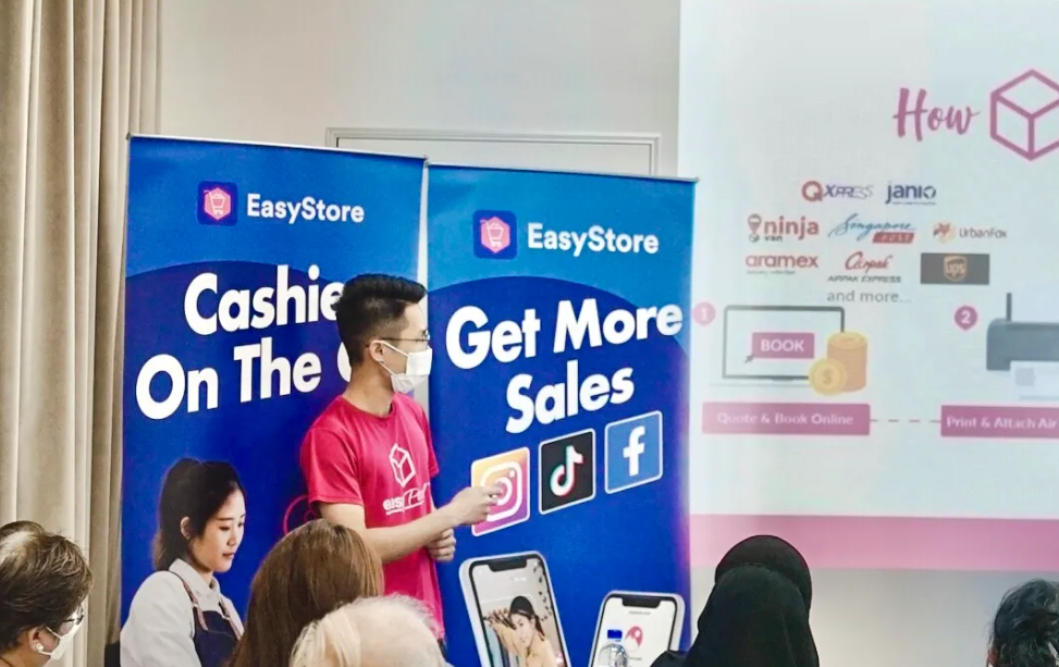 EasyStore Delivering Across Borders with EasyParcel